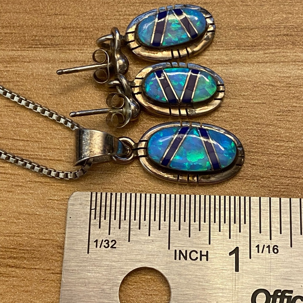 Vintage signed native inlay Lapis and Blue Opal 925 Sterling silver Jewelry Set👀 - Picture 6 of 11